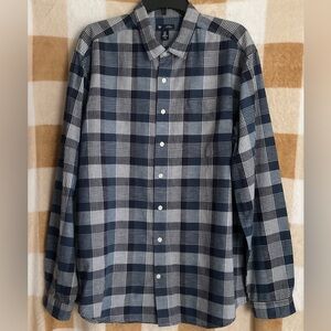 Gap Classic Fit Plaid Button Down Shirt